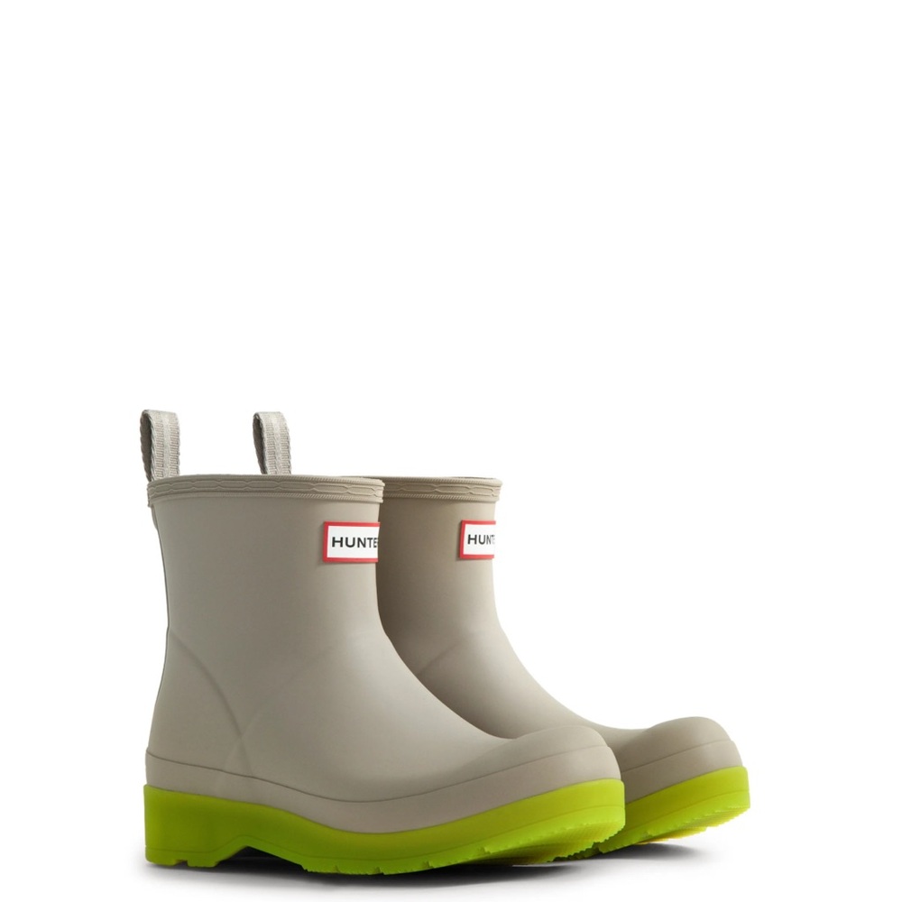 Hunter Play Short Grey Translucent Sole Rubber Rain Boots 6